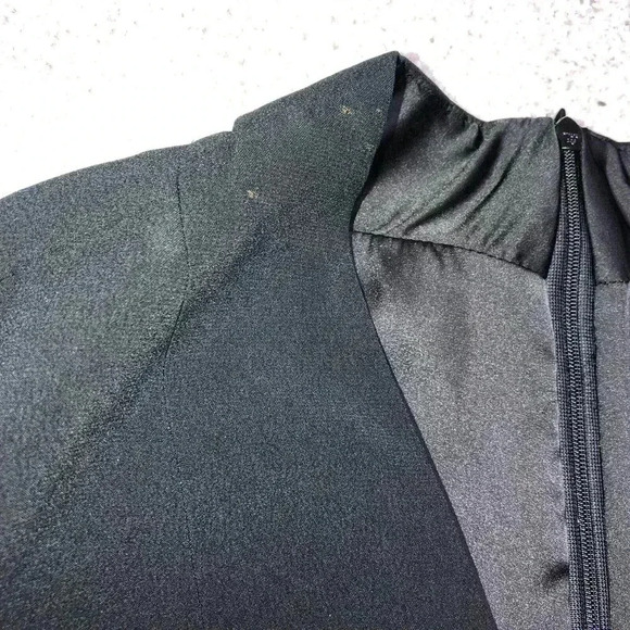 Dion Lee Sheath Dress Black Color Tulip Sleeves V Neckline Sz 8 Defects - Picture 12 of 14